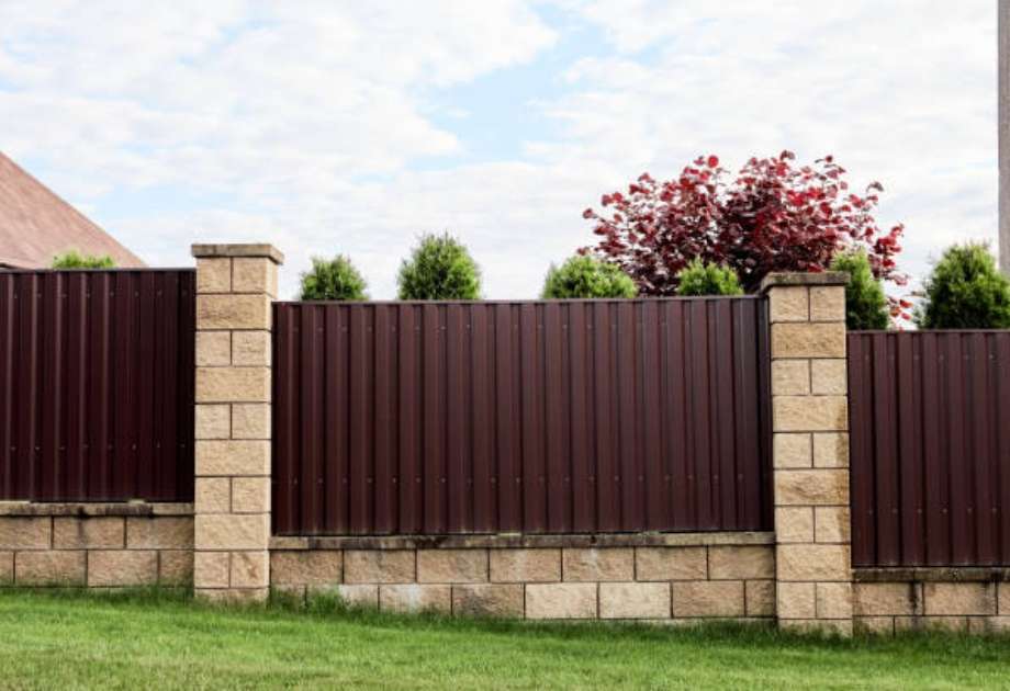 corrugated metal fencing