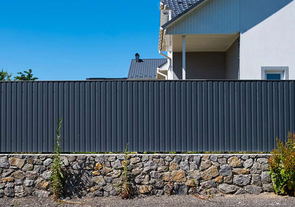 corrugated metal fencing
